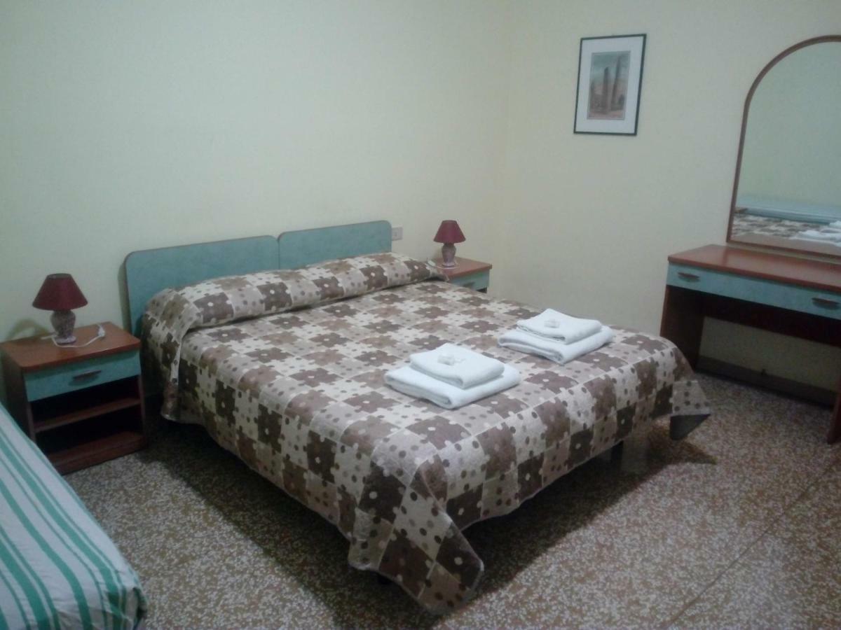 B&B Silvano โบโลญญา ภายนอก รูปภาพ